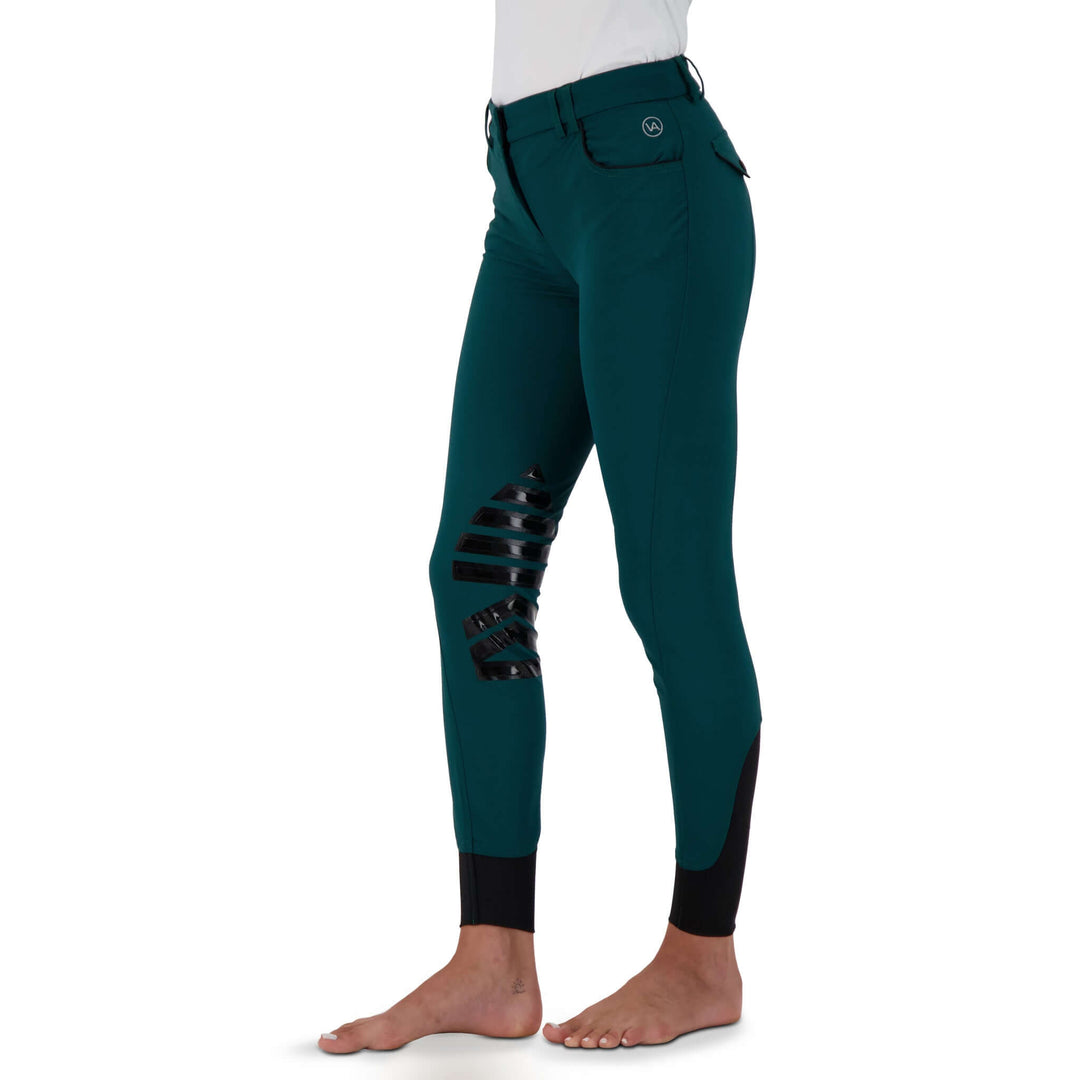 Stretch microfibre fabric for the most flattering fit on many body types. Keep their shape and don't fade out. Ride after ride, wash after wash.
Grip knee patches for maximum grip and comfort.
Silicone logo printing on the inside of the waistband to help breeches stay in place and shirts tucked in.
Comfort sock bottom to prevent rubbing around the ankle.
Contrast piping on front and rear pockets.
