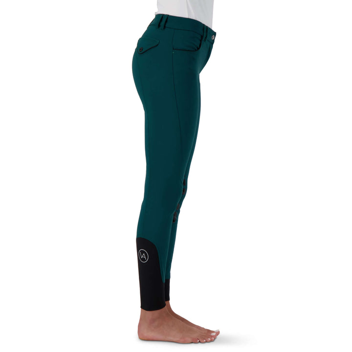 Stretch microfibre fabric for the most flattering fit on many body types. Keep their shape and don't fade out. Ride after ride, wash after wash.
Grip knee patches for maximum grip and comfort.
Silicone logo printing on the inside of the waistband to help breeches stay in place and shirts tucked in.
Comfort sock bottom to prevent rubbing around the ankle.
Contrast piping on front and rear pockets.